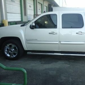 Meet your Posher, Lavell